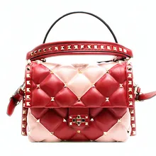 Красочные Заклепки ромбовидной решетки женские сумки с заклепками на ремнях через плечо Basg панелями большой емкости женские сумки