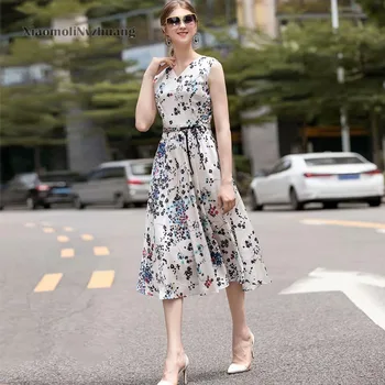

Xiaomoli V-neck small floral temperament printing sleeveless A-line dress belt tie 2020 summer new women's fashion