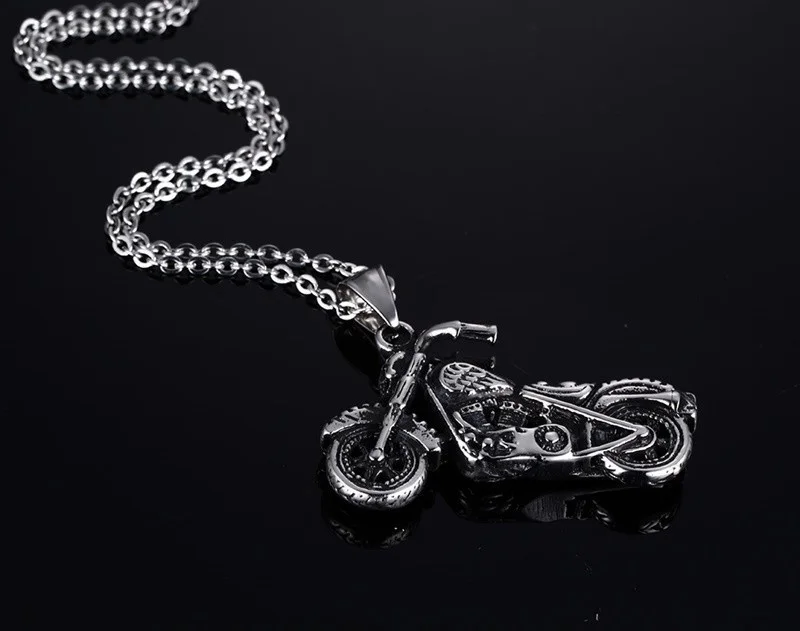 Vnox Men's Ghost Rider Rock Punk Necklaces Pendants Fashion Stainless Steel Motorcycle Necklace Men Vnox Jewelry