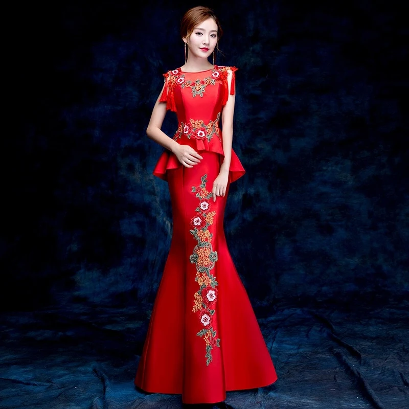 red Сексуальный cheongsam Улучшенный китайский стиль Qipao для женщин Тонкий Русалка Tasseling Cheongam элегантный невесты свадебное платье - Цвет: red