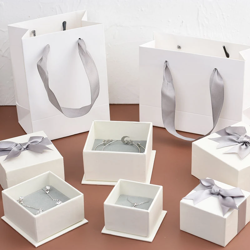 Cajas de embalaje de joyería de papel Kraft blanco, creativo, con lazo, esponja gris en el paquete de regalo para anillos pendientes, 10 piezas| | - AliExpress