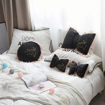 

Round-shaped Pillow Lace Embroidery Light Luxury Girl Heart Black Pillow Sofa Cushion Liner Removable Washable Bedroom Decor