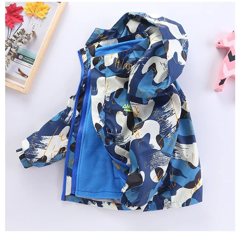 12295910687_1948409151