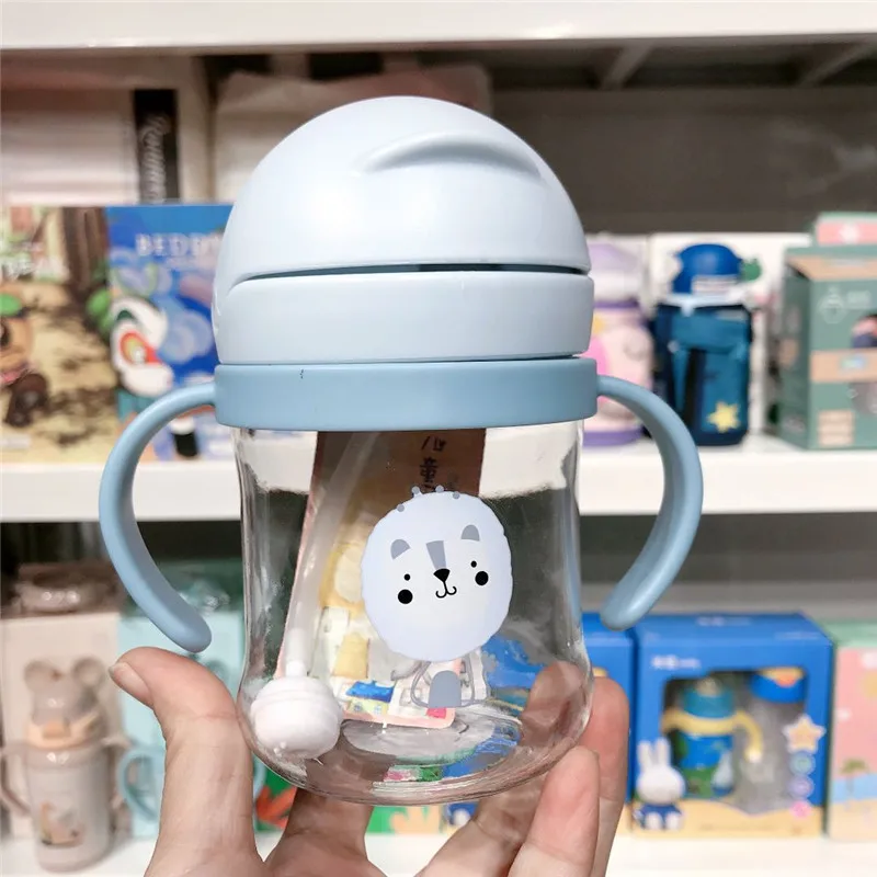 250ML Cartoon Pattern Outdoor Child Drinking Bottle with straw baby feeding cup for kids training portable handle water bottle drinking cup drinking water bottle