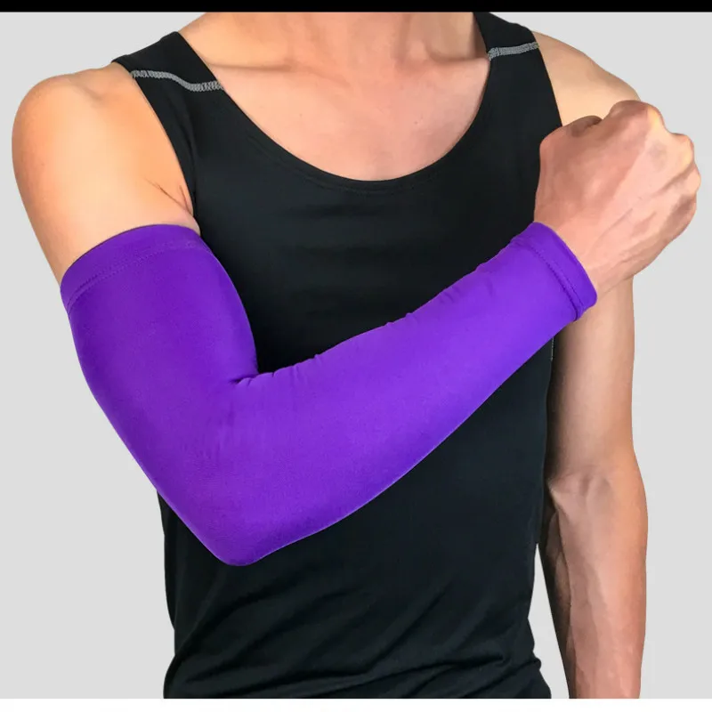 Фиолетовый Professional Sports Elastic Arm Guard Breathable Sunscreen Basketball Fitness Football Riding Fishing Sleeves Protective Gear - Цвет: Фиолетовый