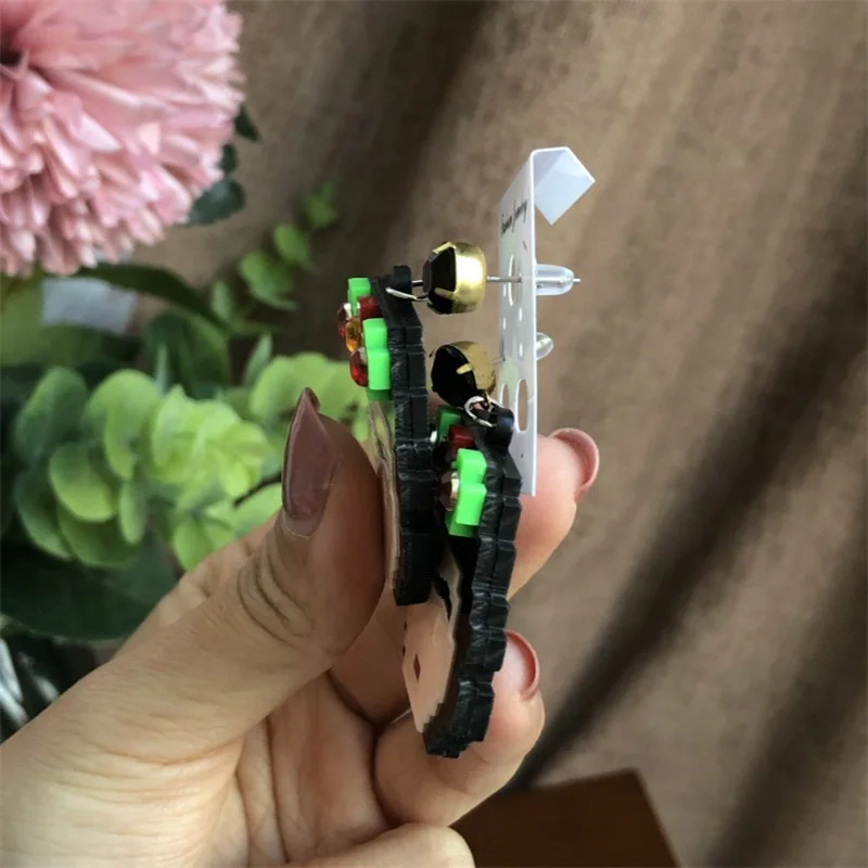 Акриловые серьги 2020 модные и Веселые из цинкового сплава с мультяшным персонажем