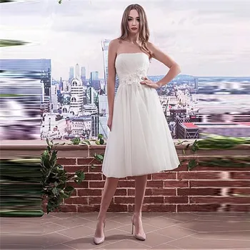

Strapless Simple A-Line Tulle A-Line Wedding Dresses Lace Appliques Bandage Back Tea Length Short Bridal Gowns Spring Beach