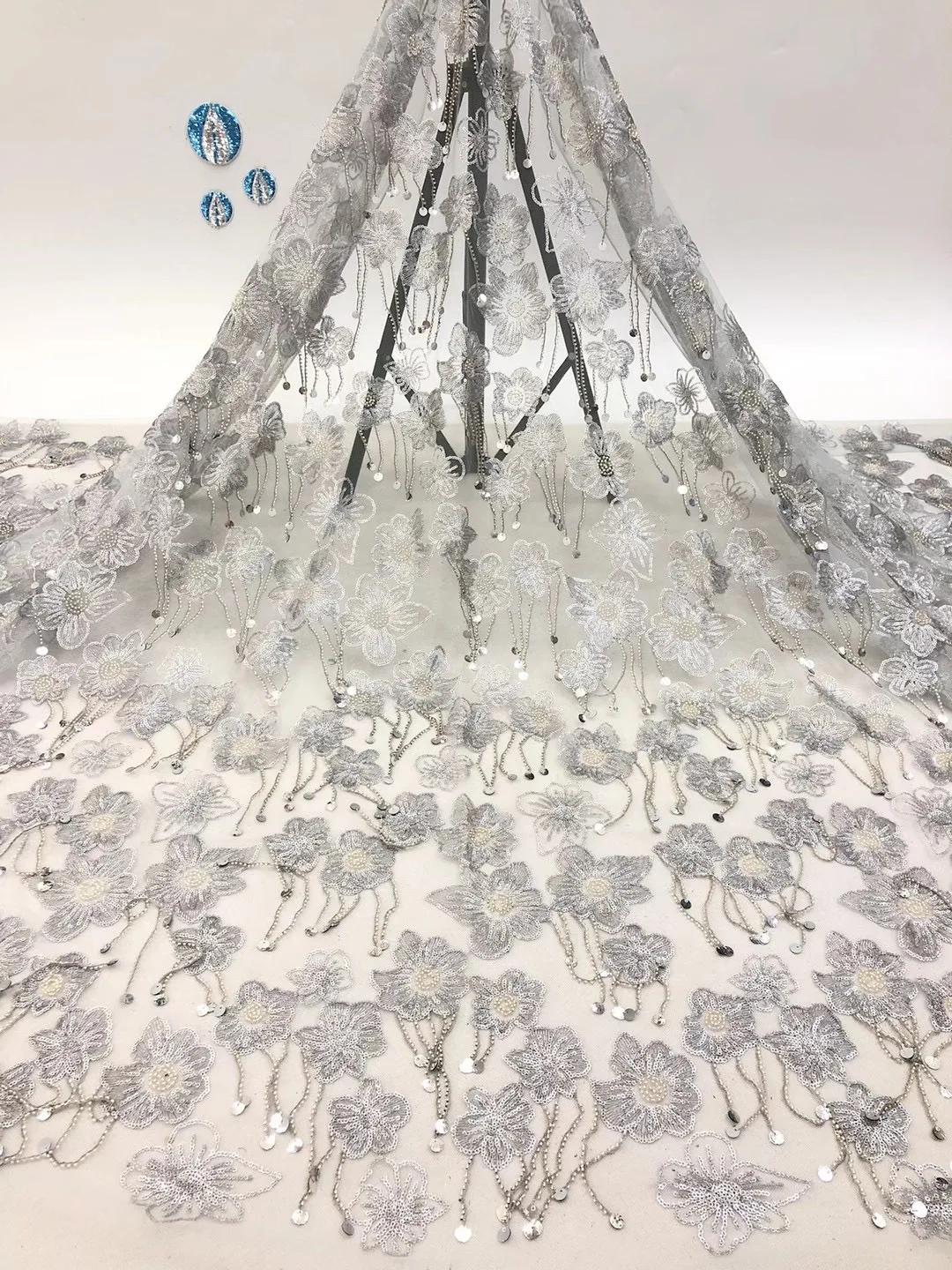 

The Latest Beaded Lace Fabric, High Quality African Lace Fabric, Handmade Beaded Lace Fabric, For French Mesh Lace XB4639