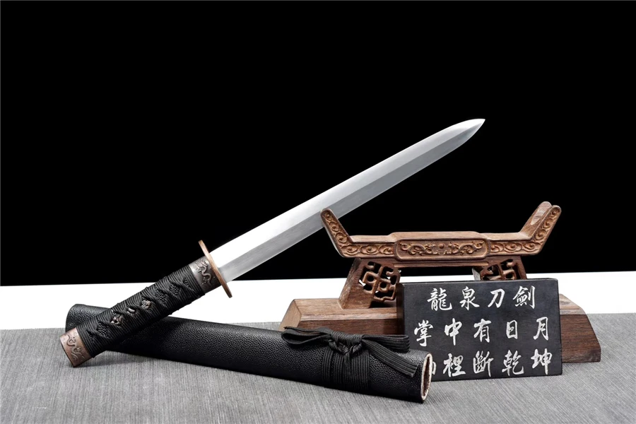 Strong Hunting Fighting Jian Sword Dagger Sharpened High Manganese Steel Blade 