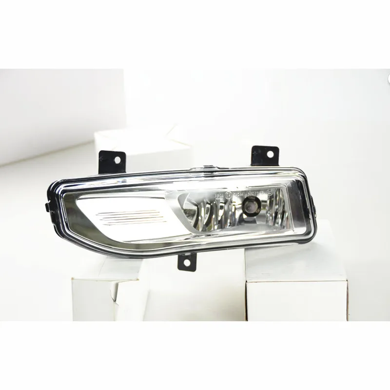 Nissan Kicks 2018 fog light NS241_1_副本