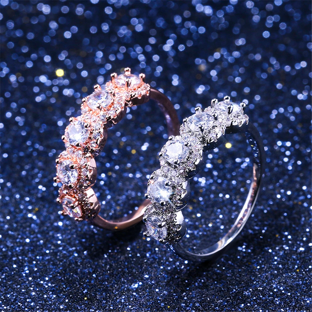 

Fashion luxury metal copper inlaid with 5 zircon rings, surrounded by stars and dotted with stars Engagement Rings For Women