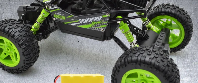 2,4G rc автомобиль внедорожник на широкую ногу дрейф четырёхколёсный вагончик с четырьмя восхождение автомобиля на широкую ногу четырёхколёсный вагончик с привода транспортного средства