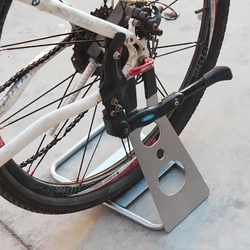 rear hub bike stand