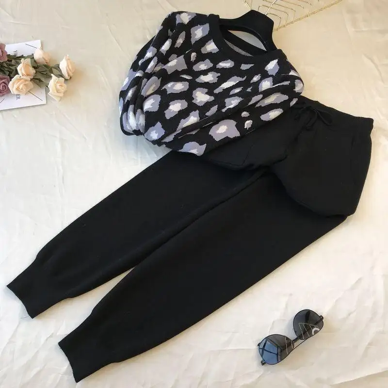 matching tracksuit set Women's Two-piece Casual Knitted Short-sleeved Pants Spring and Summer Printed Beaded Pullover + Double Pocket Lace Pants Women long skirt and top set