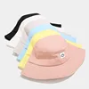 De las mujeres de la moda sombrero de cubo nuevos zapatos de colores de caramelo con cara de la sonrisa sombrero de sol al aire libre deportes de playa gorras de pescador Hip Hop gorro femenino ► Foto 2/6