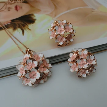 

Yuminglai 2019 New Arrival Elegant Flower Design 24K Pendant Set For Women FHK8715