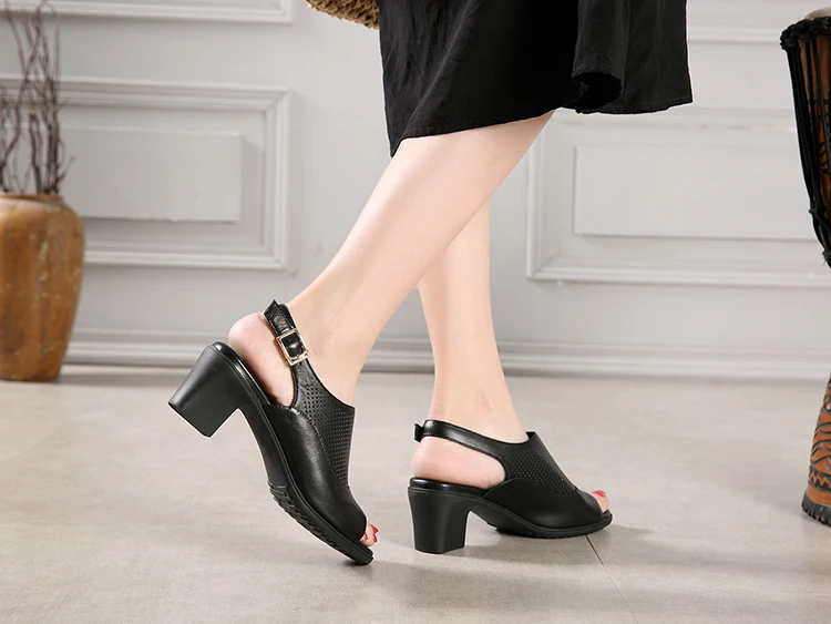 Летняя натуральная кожа грубая heelSandalsLeisure timeholleing outemptyPeep-toe