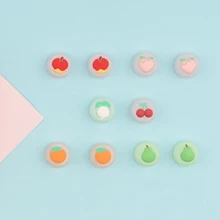 GeekShare-Juego de 4 Uds. De empuñaduras de silicona Joy Con Fruit Thumb Grip, tapas de Joystick, interruptor e interruptor Lite, Thumb Stick analógico