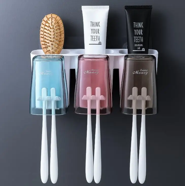 Three Зубная щетка SpinBrush всасывающий держатель для стен стойка для дома ванная комната Полезная стойка для зубных щеток - Цвет: Three