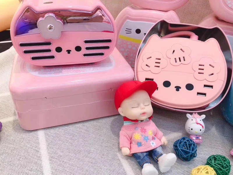 Японский hello kitty it's kitty беспроводной Bluetooth динамик розовый и синий освещение музыкальный плеер для девочки подарочная коробка