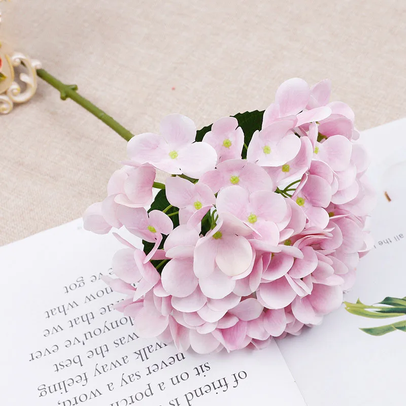 

European Imitation Silk Flower Home Decoration Gradient Creative Simulation Decorative Plants for Atmosphere Decoration Improve