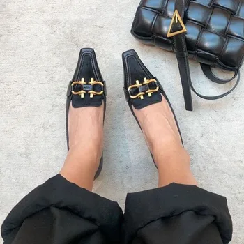 

Ladies Dress Shoes 2020 New Retro Soft Leather Shoes Women Pointed Crocodile Toe Kitten Heel Pumps Metal Buckle Med-heeled Shoes