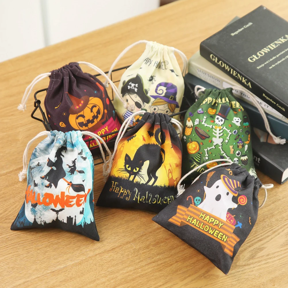 

3pcs Halloween Candy Drawstring Bags Canvas Gift Bags Jewelry Packaging Pouches For Christmas Party Supplies (Random Pattern)