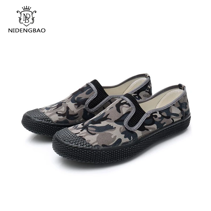 

Classic Camouflage Work Casual Shoes Men Slip-On None Slip Men Shoes Comfortable Light Fashion Working Shoes for Man Big Size