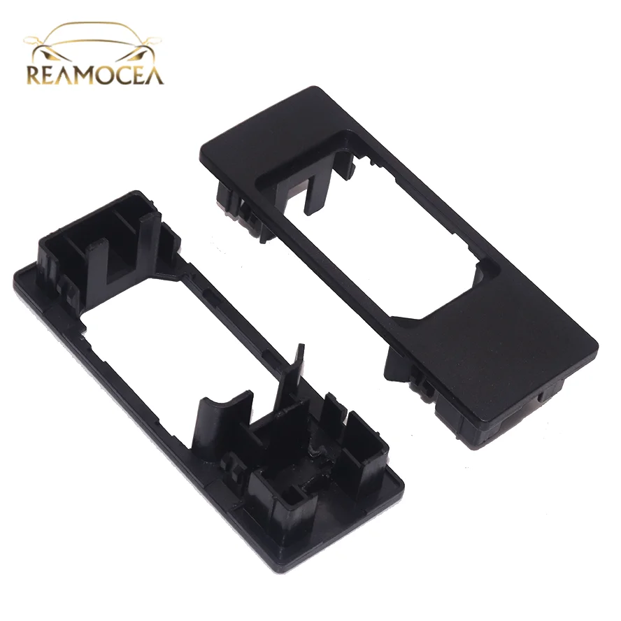Reamocea Black Plastic Car USB Carplay Interface Module Sync3 Multi-media Box Hub Cover Moulding Fit For Ford HC3Z-19A387-B