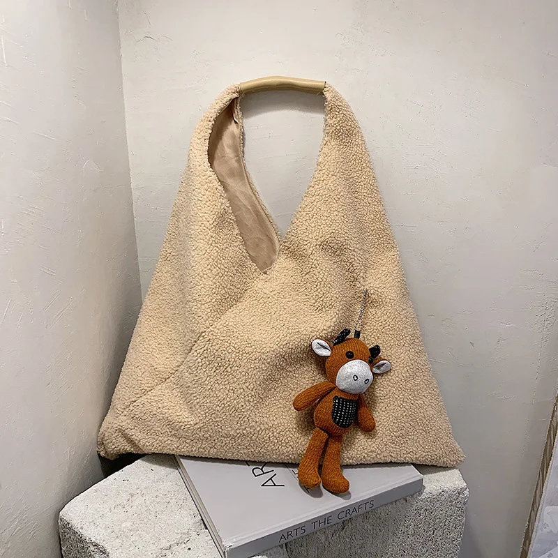 

Casual Soft Plush Tote Women Shoulder Bags 2020 Winter New Large Capacity Shopper Bags for Women Casual Big Women's Bag Female