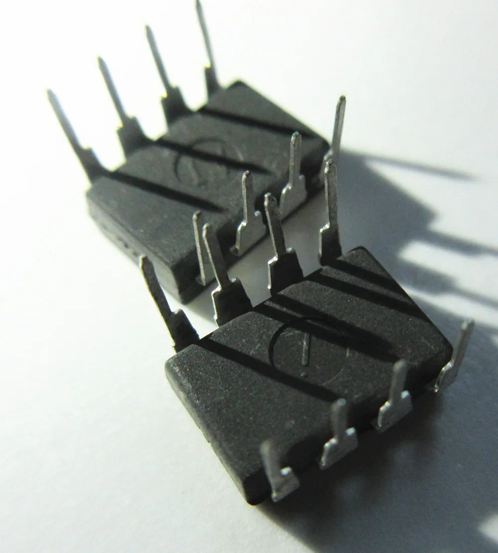 10 шт в упаковке, новая AD827 AD827JN AD827JNZ DIP-8