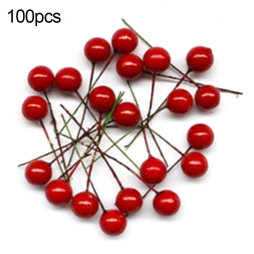 

100pcs Artificial Red Holly Berry DIY Garden Decorations Christmas Supplies New Year Decoration