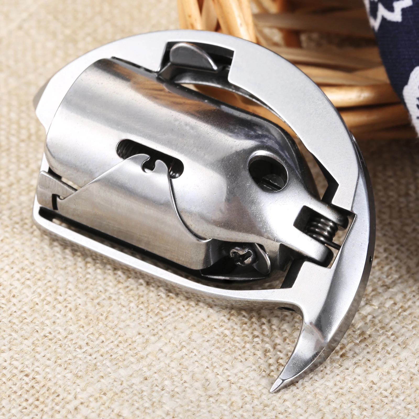 HAD204 Sewing Machine Bobbins Shuttle Hook for Durkopp Adler 203 204 205 166 266 366 Seiko