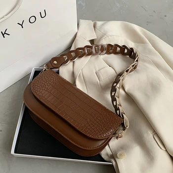 

Woven Shoulder Strap Baguette Bag Crossbody Bags For Women 2020 Fashion Small Shoulder Bag Female Handbag And Purses Travel Bags