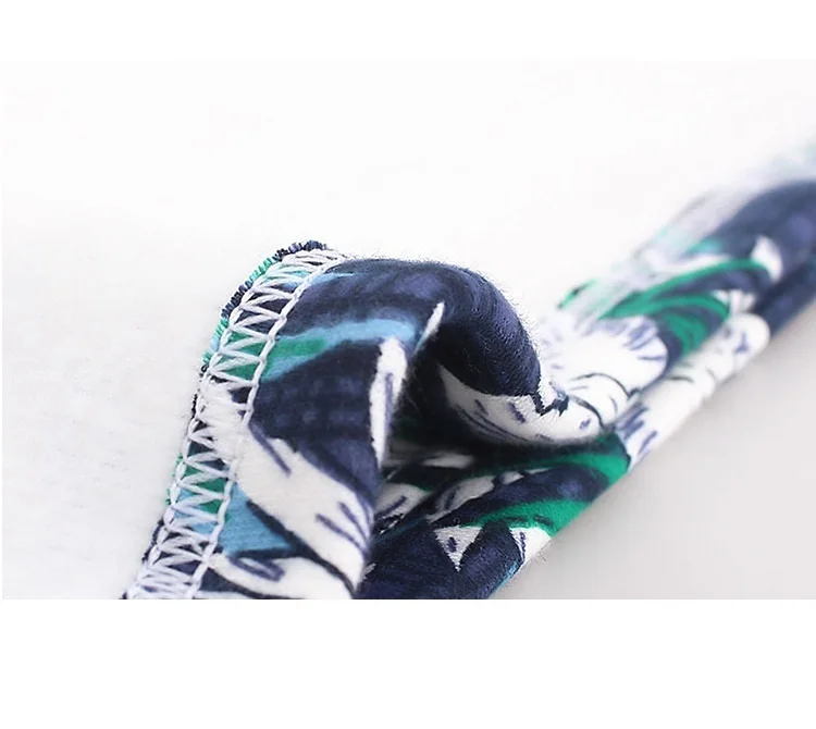 5529336798_1605400619