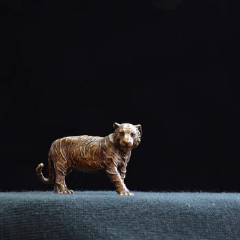 

Mini Brass Tiger Statue Paperweight Vintage Decoration Ornament Animal Sculpture Home Office Desk Ornament Funny Toy Gift