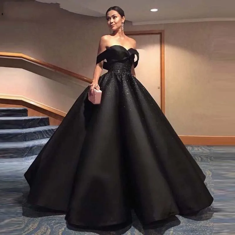 Elegant Black Ball Gown Prom Pary Dress 