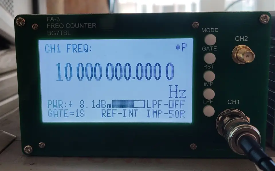 Misuratore di frequenza ad alta precisione e sensibilità da 1 a 500 MHz
