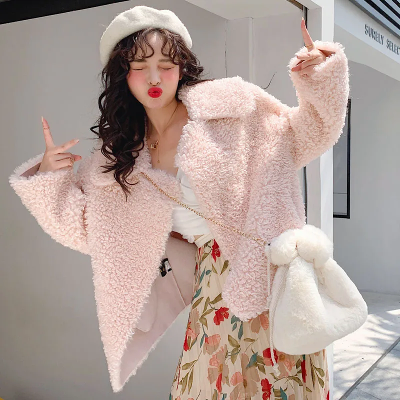 pink short fur coat Женская куртка из овчины кремового и желтого цвета; коллекция года; зимнее пальто из искусственного меха ягненка; куртки в Корейском стиле для девочек; милые пальто из овечьей шерсти; верхняя одежда - Цвет: pink short fur coat