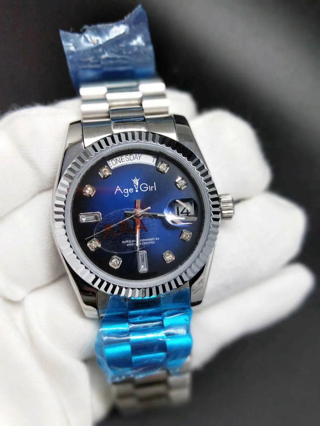 

Famous Brand New Men Daydate Silver Black Blue Diamonds Shell Dial Automatic Mechanical Stainless Steel Sapphire Watch 36mm AAA+