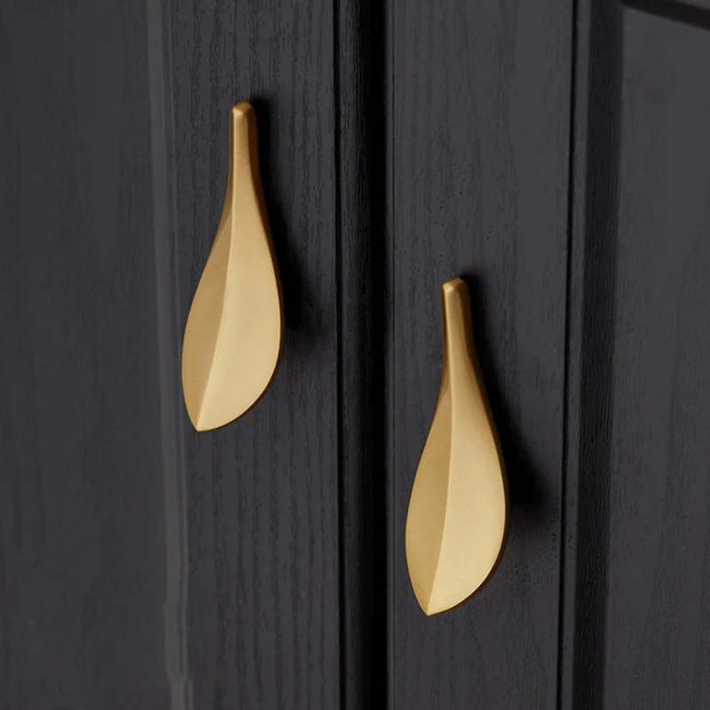 Nordic Brushed Copper Leaf Shaped Kitchen Door Handles Solid