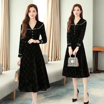 

2019 Vintage Chic Velvet Midi Dresses Autumn Winter New Plus Size Long Sleeve Black Dress Elegant Women Bodycon Party Vestidos