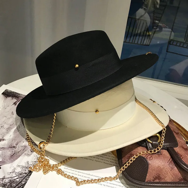 

202306-shi chic autumn winter wool felt fashion Golden Ring Pearl chain lady fedoras cap women leisure panama jazz hat