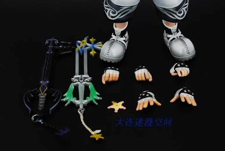 Подлинная площадь Fenix Kingdom Hearts 2 SORA white ver. Финальная форма игры Искусство Рисунок без коробки