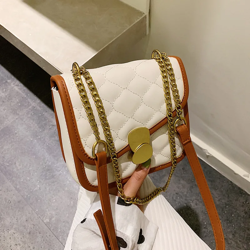 

New type of lady's bag with irregular side and small square bag chain with one shoulder and oblique shoulder