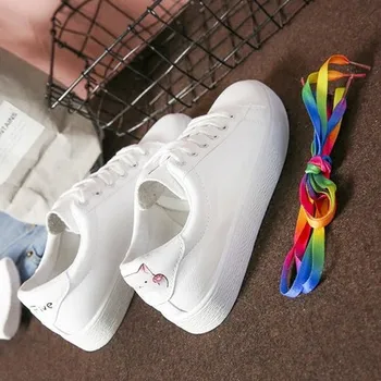 

2019 new Korean version of the street clapper shoes wild flat breathable white shoes women