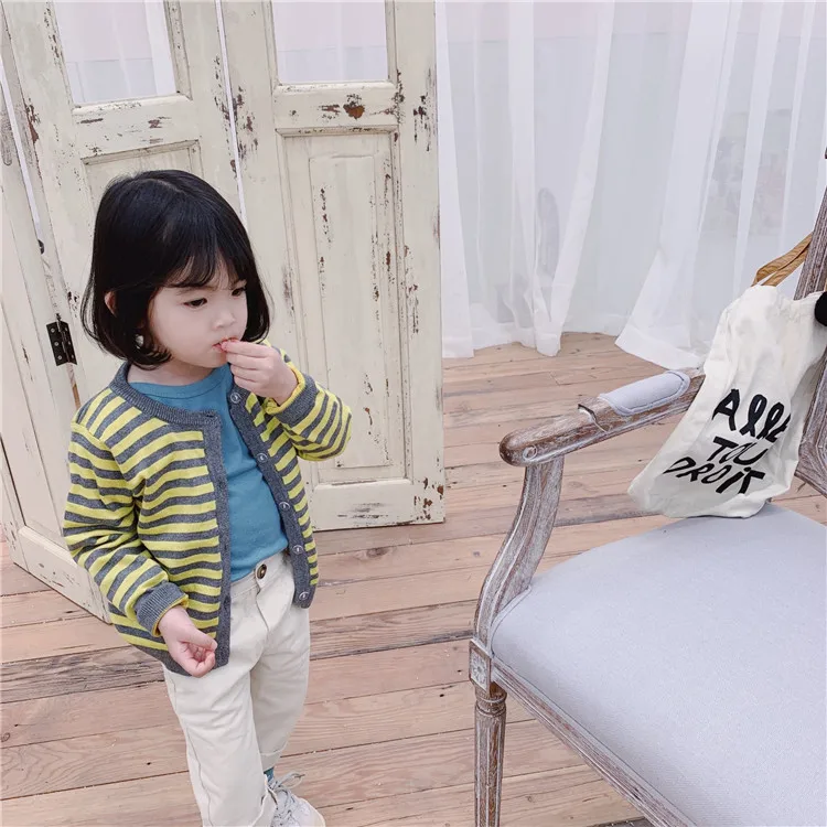 You mao mi/ осенний стильный универсальный вязаный детский кардиган с вырезом лодочкой и принтом
