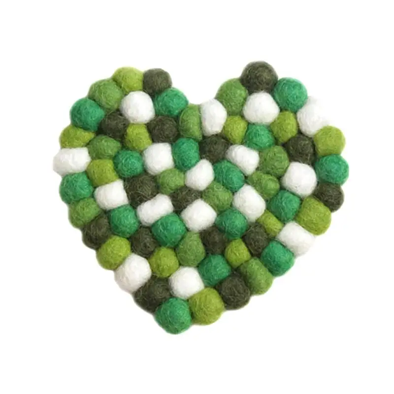 Green Heart Shape В форме сердца изолированный подстаканник цветной шерстяной войлочный шарик для волос нескользящий подстаканник держатель кофейной кружки для домашней кухни - Цвет: Green Heart Shape