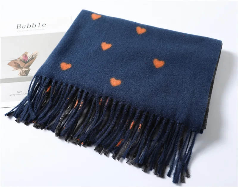 11729339781_672427820