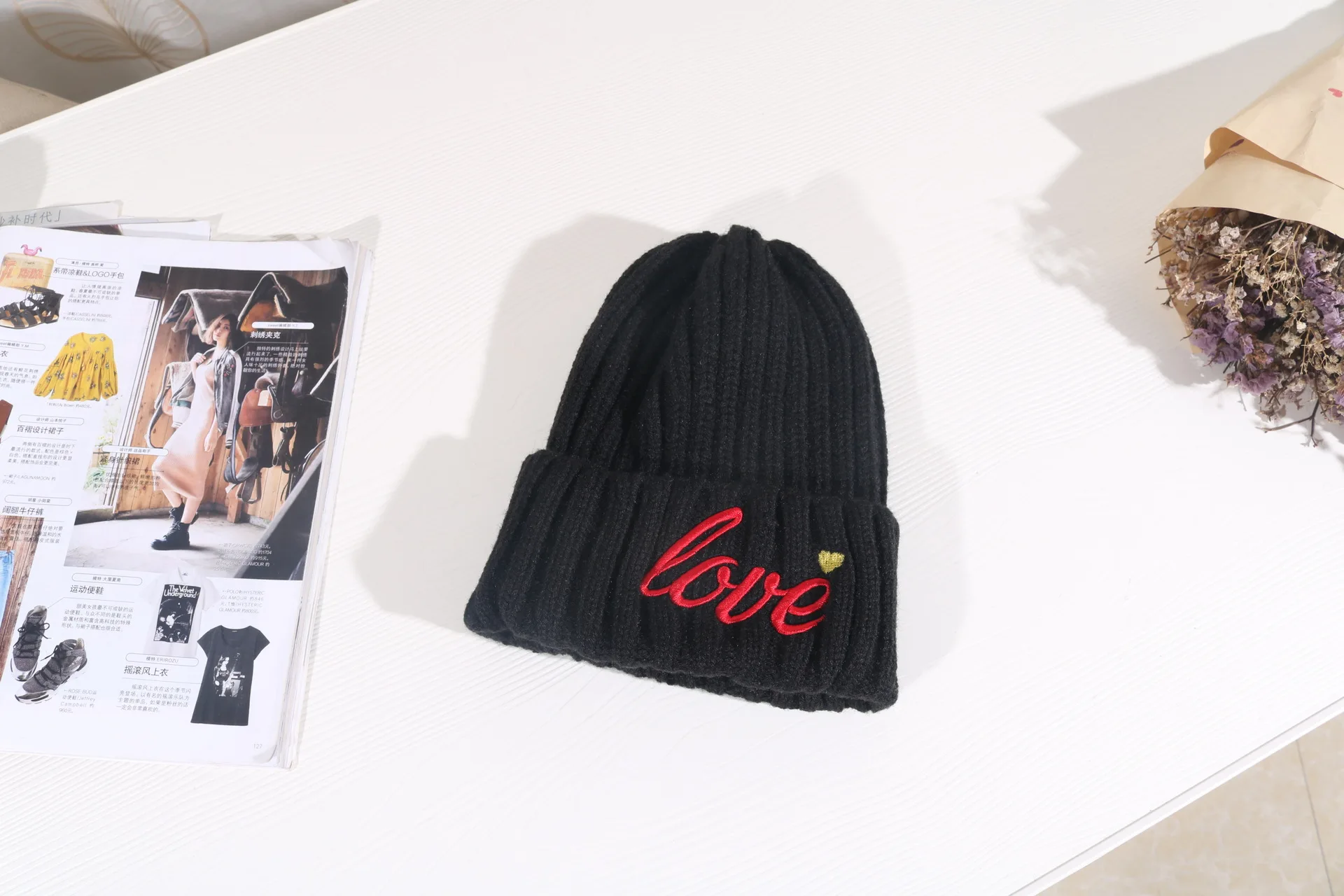 Вязаная Шапочка конфетного цвета с вышитыми буквами love beanie, зимняя уличная шапка для пары, шапка в Корейском стиле